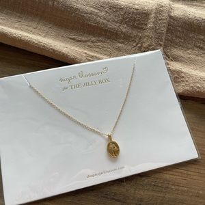 NWT Jilly Box Mushroom Necklace